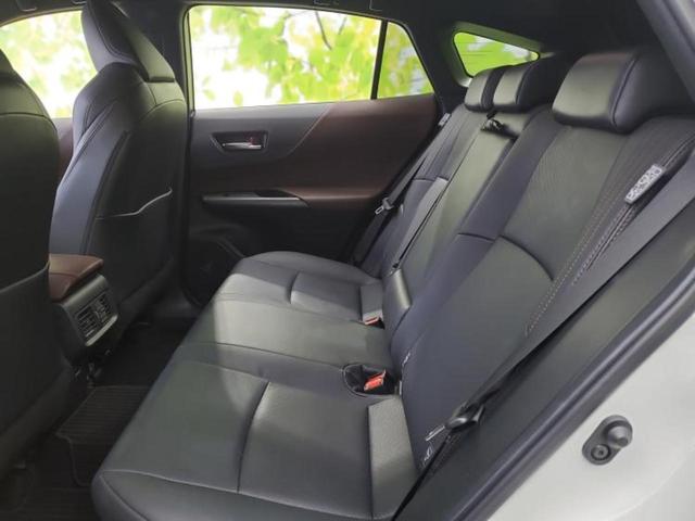 ハリアーハイブリッド Zレザーパッケージ 調光パノラマルーフ/純正エアロ/JBL/保証書/ディスプレイオーディオ+ナビ12.3インチ/デジタルインナーミラー/トヨタセーフティセンス/エアーシート 前席/パノラミックビューモニター 革シート(7枚目)