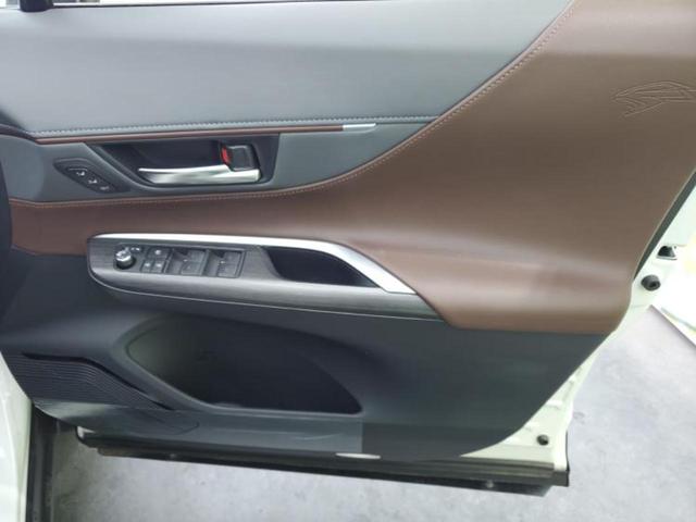 ハリアーハイブリッド Zレザーパッケージ 調光パノラマルーフ/純正エアロ/JBL/保証書/ディスプレイオーディオ+ナビ12.3インチ/デジタルインナーミラー/トヨタセーフティセンス/エアーシート 前席/パノラミックビューモニター 革シート(20枚目)