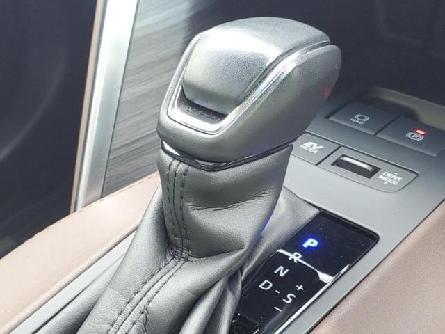 ハリアーハイブリッド Zレザーパッケージ 調光パノラマルーフ/純正エアロ/JBL/保証書/ディスプレイオーディオ+ナビ12.3インチ/デジタルインナーミラー/トヨタセーフティセンス/エアーシート 前席/パノラミックビューモニター 革シート(25枚目)