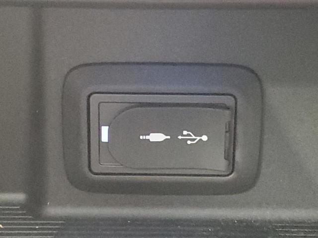 ハリアーハイブリッド Zレザーパッケージ 調光パノラマルーフ/純正エアロ/JBL/保証書/ディスプレイオーディオ+ナビ12.3インチ/デジタルインナーミラー/トヨタセーフティセンス/エアーシート 前席/パノラミックビューモニター 革シート(45枚目)