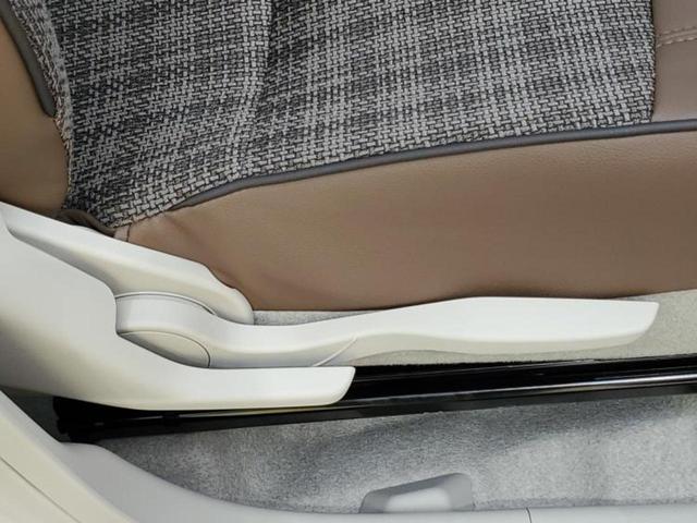 アルトラパンLC X 保証書/ディスプレイオーディオ/セーフティサポート(スズキ)/シートヒーター 前席/車線逸脱防止支援システム/シート ハーフレザー/パーキングアシスト バックガイド/登録済未使用車 バックカメラ(33枚目)