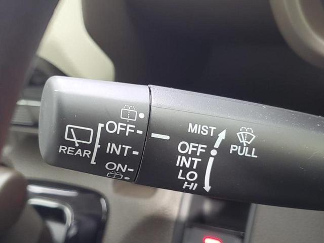 国産車から輸入車まで多様なお客様のニーズのお応えできるように、全国規模で豊富な在庫展開！車のことならＷＥＣＡＲＳへ！