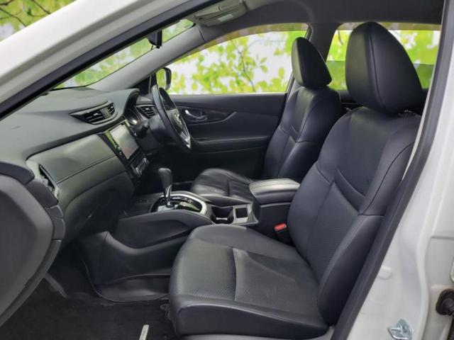 エクストレイル 20X 新品タイヤ/保証書/純正 9インチ SDナビ/インテリジェントルームミラー/エマージェンシーブレーキ/アラウンドビューモニター/車線逸脱防止支援システム/シート 合皮/プロパイロット 全周囲カメラ(6枚目)