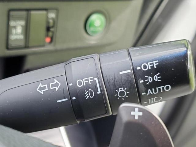 ステップワゴンスパーダ スパーダクールスピリット 新品タイヤ/エアロ/保証書/純正 SDナビ/電動スライドドア/シートヒーター 前席/シート ハーフレザー/ドライブレコーダー 前後/ヘッドランプ LED/USBジャック/Bluetooth接続 禁煙車(16枚目)