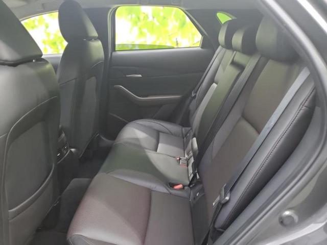 ＣＸ－３０ ２０Ｓプロアクティブツーリングセレクション　新品タイヤ／純正エアロ／ＢＯＳＥ／保証書／純正　ＨＤＤナビ／アイアクティブセンス（マツダ）／シートヒーター／３６０°ビューモニター／車線逸脱防止支援システム／シート　フルレザー／電動バックドア　禁煙車（7枚目）