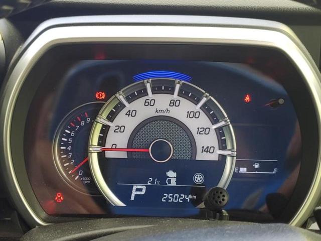 スペーシアカスタム ハイブリッドＸＳターボ　新品タイヤ／保証書／純正　８インチ　ＳＤナビ／デュアルカメラブレーキサポート（スズキ）／両側電動スライドドア／シートヒーター　運転席／全方位モニター用カメラ／車線逸脱防止支援システム　ターボ　禁煙車（14枚目）