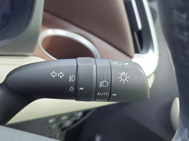 ノア ハイブリッドＺ　保証書／ディスプレイオーディオ＋ナビ１０．５インチ／トヨタセーフティセンス／両側電動スライドドア／シートヒーター　前席／パノラミックビューモニター／車線逸脱防止支援システム　衝突被害軽減システム（17枚目）