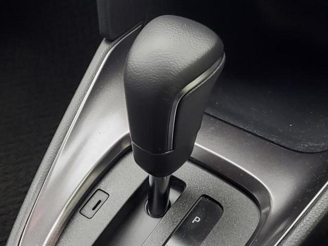 ヤリスクロス ハイブリッドＺ　保証書／ディスプレイオーディオ８インチ／トヨタセーフティセンス／シートヒーター　前席／パノラミックビューモニター／車線逸脱防止支援システム／シート　ハーフレザー　衝突被害軽減システム　全周囲カメラ（18枚目）