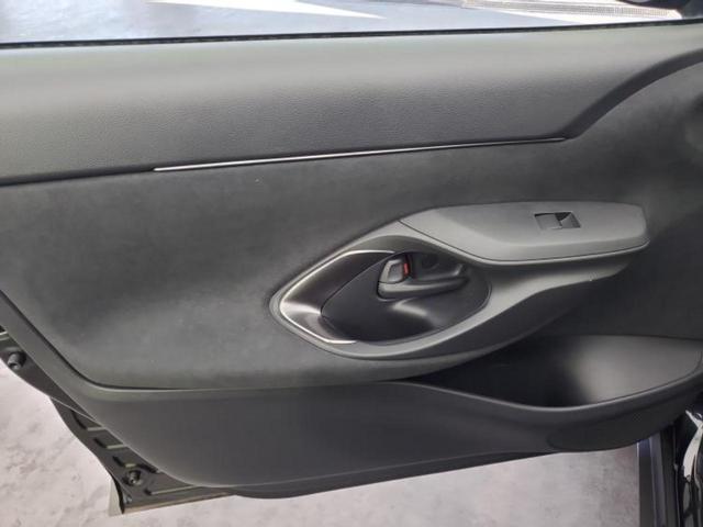 ヤリスクロス ハイブリッドＺ　保証書／ディスプレイオーディオ８インチ／トヨタセーフティセンス／シートヒーター　前席／パノラミックビューモニター／車線逸脱防止支援システム／シート　ハーフレザー　衝突被害軽減システム　全周囲カメラ（21枚目）