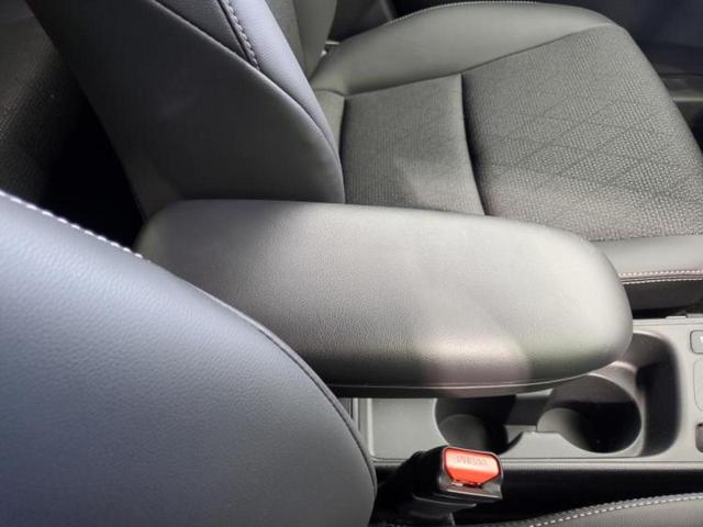 ヤリスクロス ハイブリッドＺ　保証書／ディスプレイオーディオ８インチ／トヨタセーフティセンス／シートヒーター　前席／パノラミックビューモニター／車線逸脱防止支援システム／シート　ハーフレザー　衝突被害軽減システム　全周囲カメラ（33枚目）