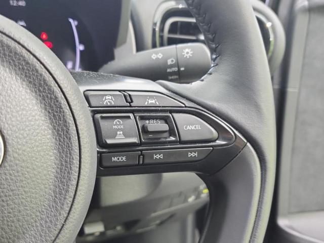 ヤリスクロス ハイブリッドＺ　保証書／ディスプレイオーディオ８インチ／トヨタセーフティセンス／シートヒーター　前席／パノラミックビューモニター／車線逸脱防止支援システム／シート　ハーフレザー　衝突被害軽減システム　全周囲カメラ（39枚目）