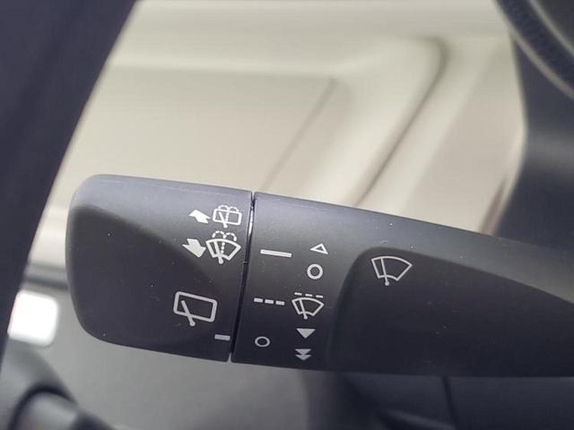 ムーヴキャンバス ストライプスＸ　純正　ナビ／スマートアシスト（トヨタ・ダイハツ）／両側電動スライドドア／車線逸脱防止支援システム／ＵＳＢジャック／Ｂｌｕｅｔｏｏｔｈ接続／ＥＢＤ付ＡＢＳ／横滑り防止装置／アイドリングストップ　禁煙車（16枚目）