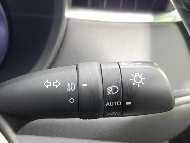 ハリアー Z 新品タイヤ/サンルーフ/JBL/保証書/純正 SDナビ/デジタルインナーミラー/トヨタセーフティセンス/シートヒーター 前席/パノラミックビューモニター/車線逸脱防止支援システム/シート ハーフレザー(17枚目)