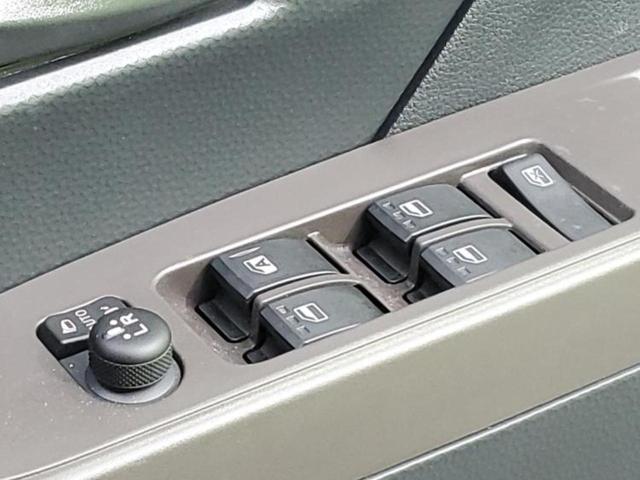 ルーミー G-T ディスプレイオーディオ9インチ/スマートアシスト(トヨタ・ダイハツ)/両側電動スライドドア/シートヒーター 前席/車線逸脱防止支援システム/パーキングアシスト バックガイド 衝突被害軽減システム TV(38枚目)