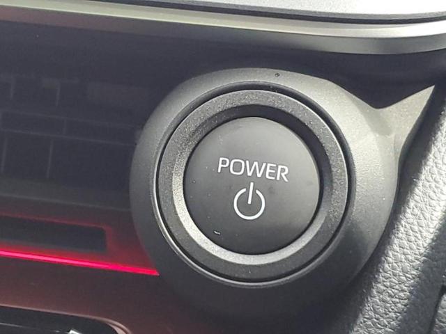 プリウス Ｚ　保証書／ディスプレイオーディオ＋ナビ／衝突安全装置／エアーシート　前席／全方位モニター／車線逸脱防止支援システム／シート　合皮／パーキングアシスト　バックガイド／電動バックドア　衝突被害軽減システム（30枚目）