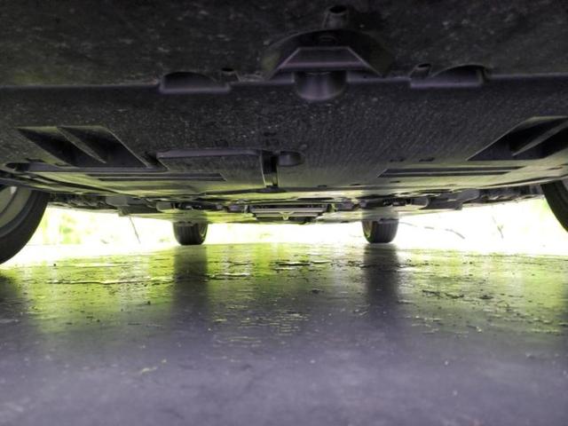 プリウス Ｚ　保証書／ディスプレイオーディオ＋ナビ／衝突安全装置／エアーシート　前席／全方位モニター／車線逸脱防止支援システム／シート　合皮／パーキングアシスト　バックガイド／電動バックドア　衝突被害軽減システム（56枚目）