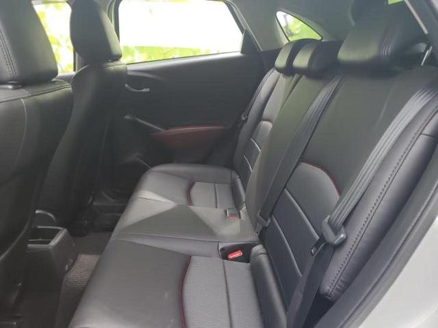 ＷＥＣＡＲＳでは各商談席に大型モニターをご用意しております！見やすい大画面でゆったりと全国の在庫をご覧いただけます！是非ご来店お待ちしております！