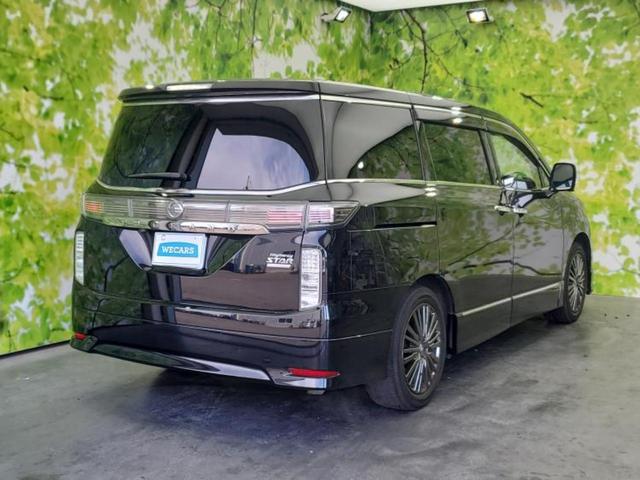 エルグランド ハイウェイスターＳアーバンクロム　新品タイヤ／保証書／純正　１０インチ　ＳＤナビ／エマージェンシーブレーキ／両側電動スライドドア／アラウンドビューモニター／車線逸脱防止支援システム／シート　ハーフレザー　衝突被害軽減システム　禁煙車（3枚目）