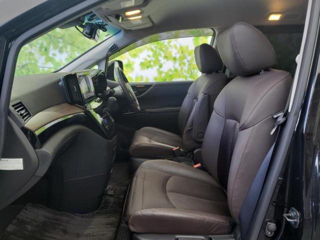 エルグランド ハイウェイスターＳアーバンクロム　新品タイヤ／保証書／純正　１０インチ　ＳＤナビ／エマージェンシーブレーキ／両側電動スライドドア／アラウンドビューモニター／車線逸脱防止支援システム／シート　ハーフレザー　衝突被害軽減システム　禁煙車（7枚目）