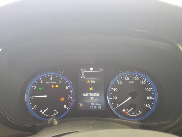 エルグランド ハイウェイスターＳアーバンクロム　新品タイヤ／保証書／純正　１０インチ　ＳＤナビ／エマージェンシーブレーキ／両側電動スライドドア／アラウンドビューモニター／車線逸脱防止支援システム／シート　ハーフレザー　衝突被害軽減システム　禁煙車（14枚目）