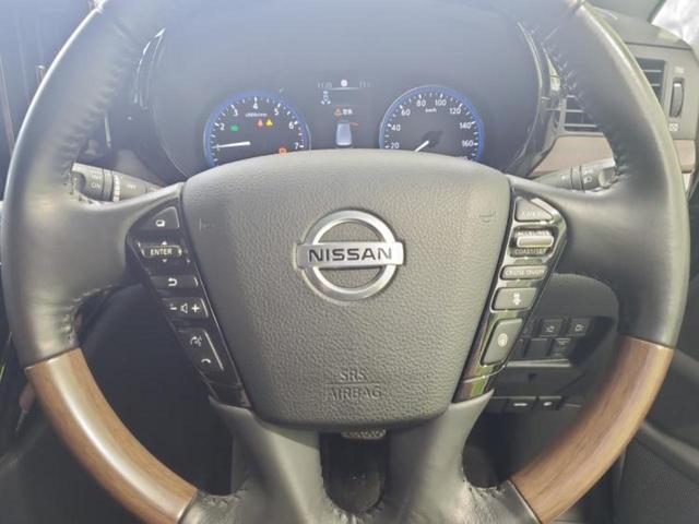 エルグランド ハイウェイスターＳアーバンクロム　新品タイヤ／保証書／純正　１０インチ　ＳＤナビ／エマージェンシーブレーキ／両側電動スライドドア／アラウンドビューモニター／車線逸脱防止支援システム／シート　ハーフレザー　衝突被害軽減システム　禁煙車（15枚目）