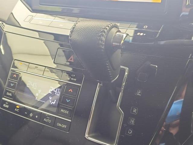 エルグランド ハイウェイスターＳアーバンクロム　新品タイヤ／保証書／純正　１０インチ　ＳＤナビ／エマージェンシーブレーキ／両側電動スライドドア／アラウンドビューモニター／車線逸脱防止支援システム／シート　ハーフレザー　衝突被害軽減システム　禁煙車（18枚目）