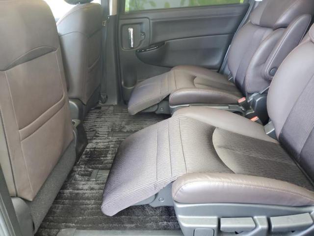 エルグランド ハイウェイスターＳアーバンクロム　新品タイヤ／保証書／純正　１０インチ　ＳＤナビ／エマージェンシーブレーキ／両側電動スライドドア／アラウンドビューモニター／車線逸脱防止支援システム／シート　ハーフレザー　衝突被害軽減システム　禁煙車（26枚目）