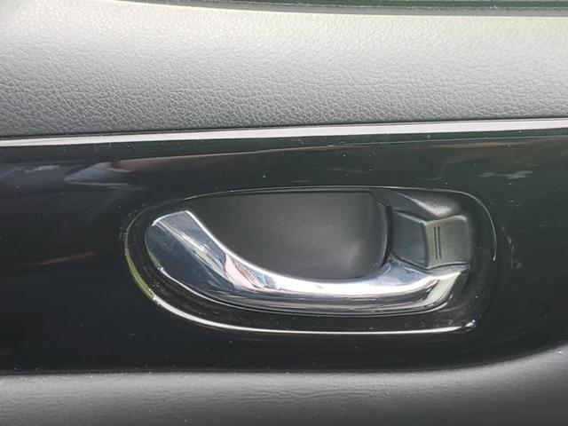 エルグランド ハイウェイスターＳアーバンクロム　新品タイヤ／保証書／純正　１０インチ　ＳＤナビ／エマージェンシーブレーキ／両側電動スライドドア／アラウンドビューモニター／車線逸脱防止支援システム／シート　ハーフレザー　衝突被害軽減システム　禁煙車（40枚目）