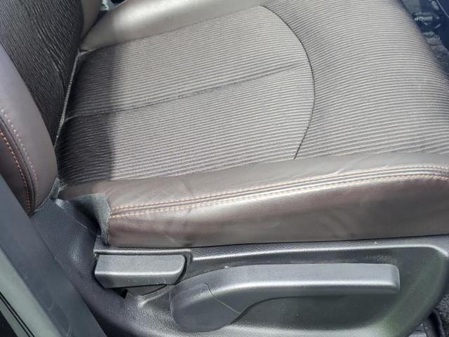 エルグランド ハイウェイスターＳアーバンクロム　新品タイヤ／保証書／純正　１０インチ　ＳＤナビ／エマージェンシーブレーキ／両側電動スライドドア／アラウンドビューモニター／車線逸脱防止支援システム／シート　ハーフレザー　衝突被害軽減システム　禁煙車（44枚目）