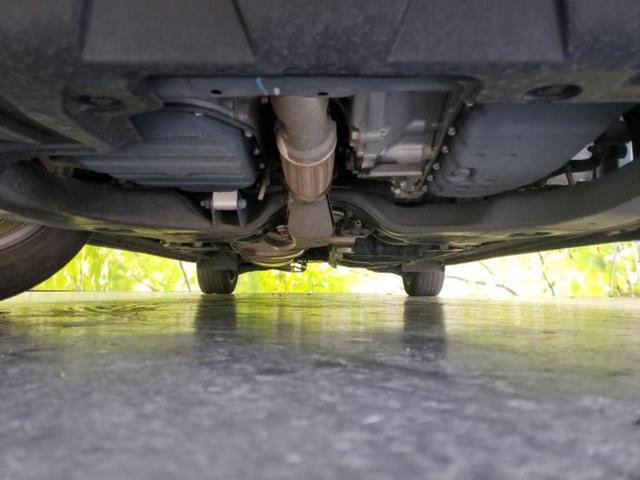 エルグランド ハイウェイスターＳアーバンクロム　新品タイヤ／保証書／純正　１０インチ　ＳＤナビ／エマージェンシーブレーキ／両側電動スライドドア／アラウンドビューモニター／車線逸脱防止支援システム／シート　ハーフレザー　衝突被害軽減システム　禁煙車（50枚目）