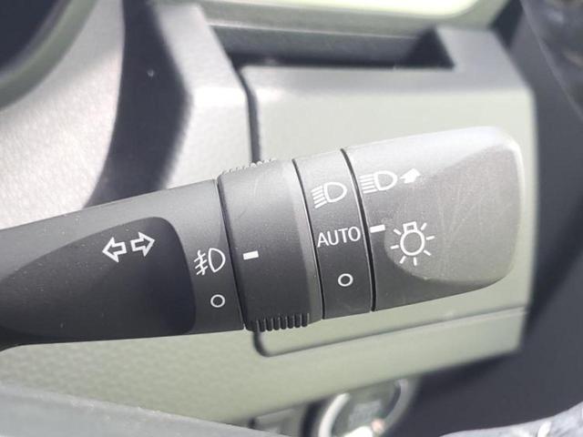 ルーミー カスタムＧ　保証書／純正　９インチ　ＳＤナビ／スマートアシスト（トヨタ・ダイハツ）／両側電動スライドドア／シートヒーター　前席／パノラミックビューモニター／車線逸脱防止支援システム　衝突被害軽減システム　禁煙車（16枚目）