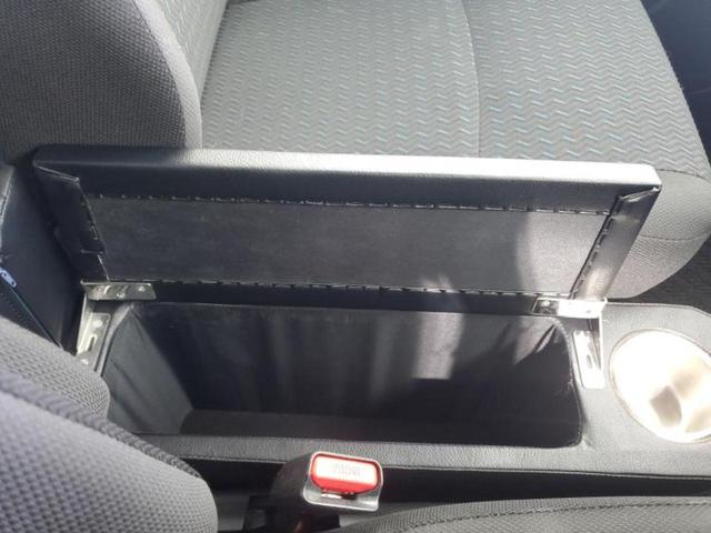 ルーミー カスタムＧ　保証書／純正　９インチ　ＳＤナビ／スマートアシスト（トヨタ・ダイハツ）／両側電動スライドドア／シートヒーター　前席／パノラミックビューモニター／車線逸脱防止支援システム　衝突被害軽減システム　禁煙車（32枚目）