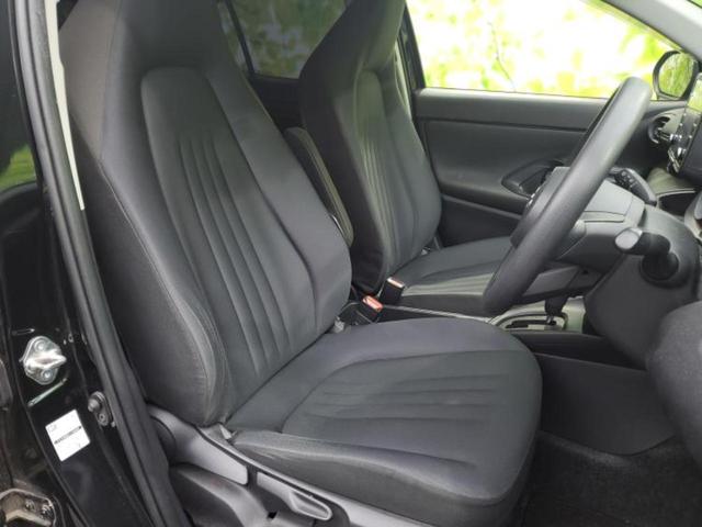 ヤリスクロス Ｘ　Ｂパッケージ　新品タイヤ／保証書／ディスプレイオーディオ＋ナビ／Ｂｌｕｅｔｏｏｔｈ接続／ＥＴＣ２．０／ＥＢＤ付ＡＢＳ／エアバッグ　運転席／エアバッグ　助手席／パワーウインドウ／エンジンスタートボタン　ワンオーナー（4枚目）