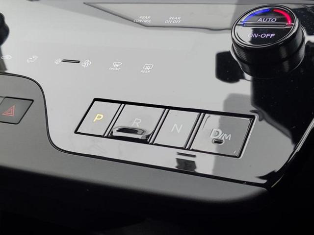 セレナ ＸＶ　新品タイヤ／純正　９インチ　メモリーナビ／エマージェンシーブレーキ／両側電動スライドドア／車線逸脱防止支援システム／プロパイロット／ドライブレコーダー　純正／ヘッドランプ　ＬＥＤ／ＵＳＢジャック（18枚目）