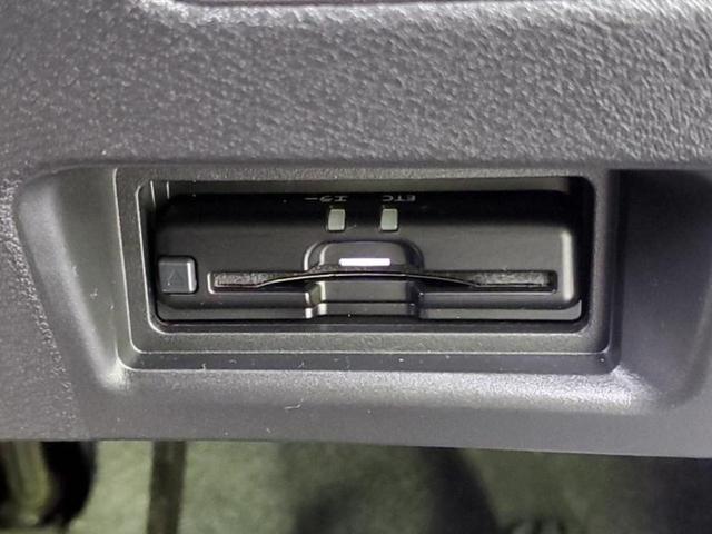 セレナ ＸＶ　新品タイヤ／純正　９インチ　メモリーナビ／エマージェンシーブレーキ／両側電動スライドドア／車線逸脱防止支援システム／プロパイロット／ドライブレコーダー　純正／ヘッドランプ　ＬＥＤ／ＵＳＢジャック（27枚目）