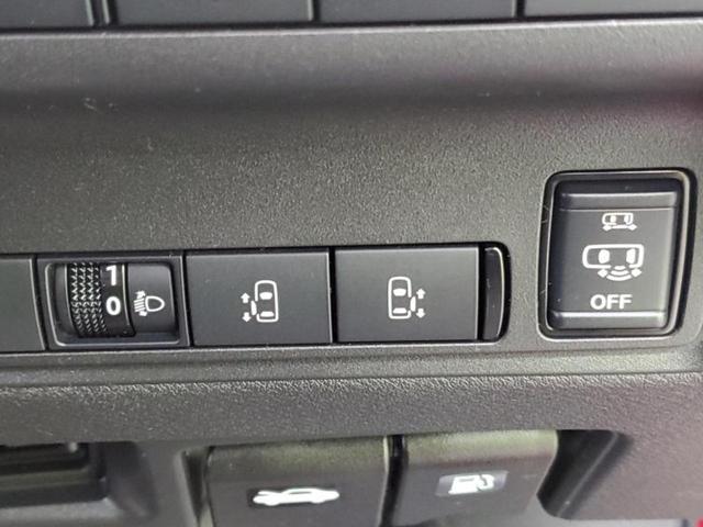 セレナ ＸＶ　新品タイヤ／純正　９インチ　メモリーナビ／エマージェンシーブレーキ／両側電動スライドドア／車線逸脱防止支援システム／プロパイロット／ドライブレコーダー　純正／ヘッドランプ　ＬＥＤ／ＵＳＢジャック（28枚目）