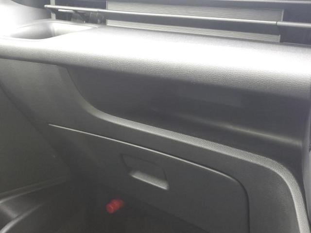 セレナ ＸＶ　新品タイヤ／純正　９インチ　メモリーナビ／エマージェンシーブレーキ／両側電動スライドドア／車線逸脱防止支援システム／プロパイロット／ドライブレコーダー　純正／ヘッドランプ　ＬＥＤ／ＵＳＢジャック（34枚目）