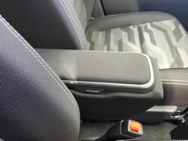 タフト Ｇダーククロムベンチャー　ガラスルーフ／社外　メモリーナビ／スマートアシスト（トヨタ・ダイハツ）／シートヒーター　前席／パノラマモニター／車線逸脱防止支援システム／ヘッドランプ　ＬＥＤ／ＵＳＢジャック　衝突被害軽減システム（31枚目）