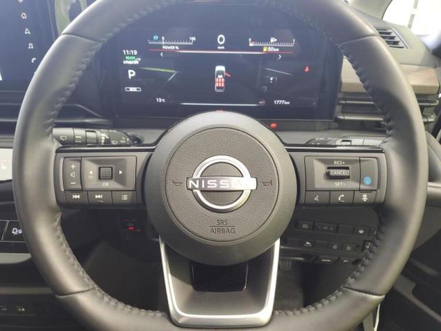 セレナ ｅパワーハイウェイスターＶ　純正　１２．３インチ　メモリーナビ／フリップダウンモニター　純正　１１インチ／インテリジェントルームミラー／エマージェンシーブレーキ／両側電動スライドドア／シートヒーター　前席　衝突被害軽減システム（16枚目）