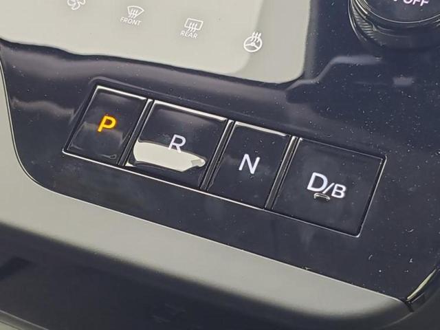 セレナ ｅパワーハイウェイスターＶ　純正　１２．３インチ　メモリーナビ／フリップダウンモニター　純正　１１インチ／インテリジェントルームミラー／エマージェンシーブレーキ／両側電動スライドドア／シートヒーター　前席　衝突被害軽減システム（27枚目）