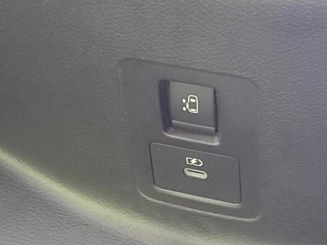 セレナ ｅパワーハイウェイスターＶ　純正　１２．３インチ　メモリーナビ／フリップダウンモニター　純正　１１インチ／インテリジェントルームミラー／エマージェンシーブレーキ／両側電動スライドドア／シートヒーター　前席　衝突被害軽減システム（54枚目）