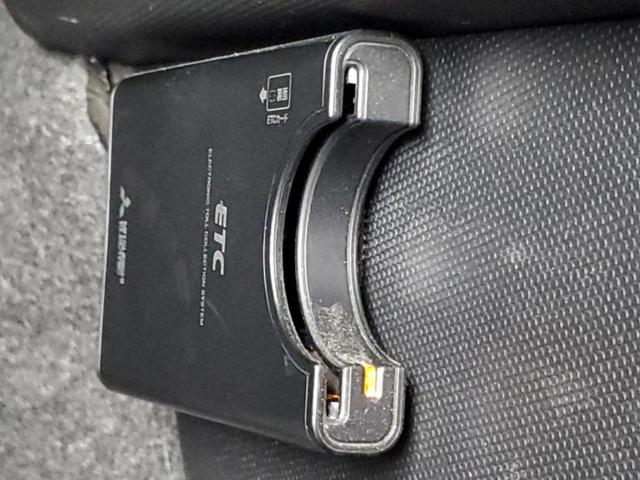 タフト Ｇ　新品タイヤ／ガラスルーフ／保証書／純正　ＳＤナビ／スマートアシスト（トヨタ・ダイハツ）／シートヒーター　前席／車線逸脱防止支援システム／ヘッドランプ　ＬＥＤ／ＵＳＢジャック／ＥＴＣ　バックカメラ（25枚目）