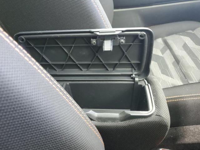 タフト Ｇ　新品タイヤ／ガラスルーフ／保証書／純正　ＳＤナビ／スマートアシスト（トヨタ・ダイハツ）／シートヒーター　前席／車線逸脱防止支援システム／ヘッドランプ　ＬＥＤ／ＵＳＢジャック／ＥＴＣ　バックカメラ（33枚目）