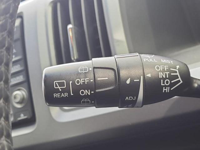 ステップワゴンスパーダ スパーダZインターナビセレクション 保証書/純正 HDDナビ/フリップダウンモニター 純正 9インチ/両側電動スライドドア/ドライブレコーダー 前後/ヘッドランプ HID/USBジャック/ETC/EBD付ABS/横滑り防止装置 禁煙車(18枚目)