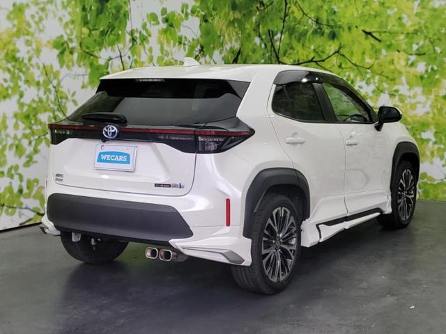 ヤリスクロス ハイブリッドＺ　モデリスタエアロ／保証書／ディスプレイオーディオ＋ナビ８インチ／トヨタセーフティセンス／シートヒーター　前席／パノラミックビューモニター／車線逸脱防止支援システム／登録済　衝突被害軽減システム　禁煙車（3枚目）