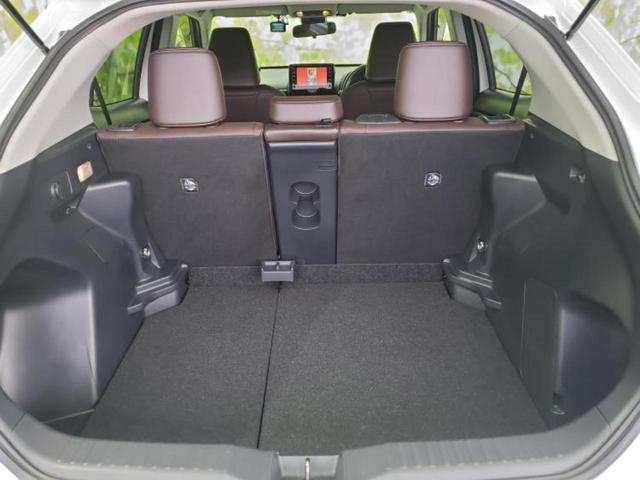 ヤリスクロス ハイブリッドＺ　モデリスタエアロ／保証書／ディスプレイオーディオ＋ナビ８インチ／トヨタセーフティセンス／シートヒーター　前席／パノラミックビューモニター／車線逸脱防止支援システム／登録済　衝突被害軽減システム　禁煙車（8枚目）