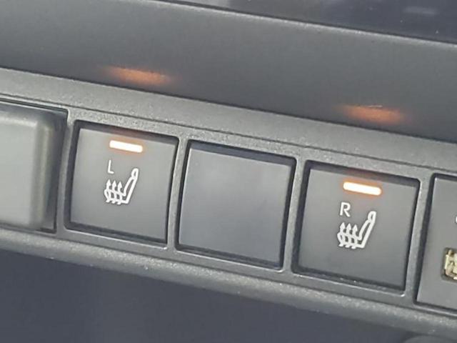 ヤリスクロス ハイブリッドＺ　モデリスタエアロ／保証書／ディスプレイオーディオ＋ナビ８インチ／トヨタセーフティセンス／シートヒーター　前席／パノラミックビューモニター／車線逸脱防止支援システム／登録済　衝突被害軽減システム　禁煙車（30枚目）