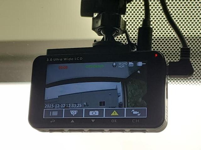 ヤリスクロス ハイブリッドＺ　モデリスタエアロ／保証書／ディスプレイオーディオ＋ナビ８インチ／トヨタセーフティセンス／シートヒーター　前席／パノラミックビューモニター／車線逸脱防止支援システム／登録済　衝突被害軽減システム　禁煙車（39枚目）