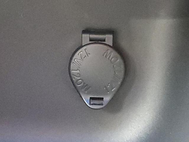 ヤリスクロス ハイブリッドＺ　モデリスタエアロ／保証書／ディスプレイオーディオ＋ナビ８インチ／トヨタセーフティセンス／シートヒーター　前席／パノラミックビューモニター／車線逸脱防止支援システム／登録済　衝突被害軽減システム　禁煙車（43枚目）