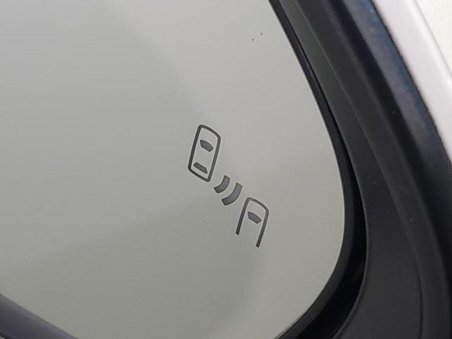 ヤリスクロス ハイブリッドＺ　モデリスタエアロ／保証書／ディスプレイオーディオ＋ナビ８インチ／トヨタセーフティセンス／シートヒーター　前席／パノラミックビューモニター／車線逸脱防止支援システム／登録済　衝突被害軽減システム　禁煙車（49枚目）